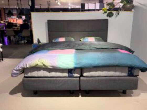 Image 1 of Sommier Auping Original avec matelas