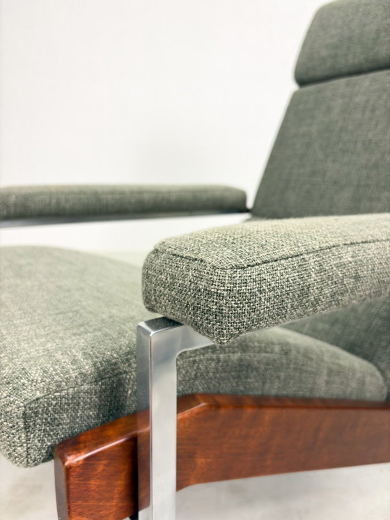 Image 1 of 'Lotus' Heren Fauteuil van Rob Parry voor Gelderland