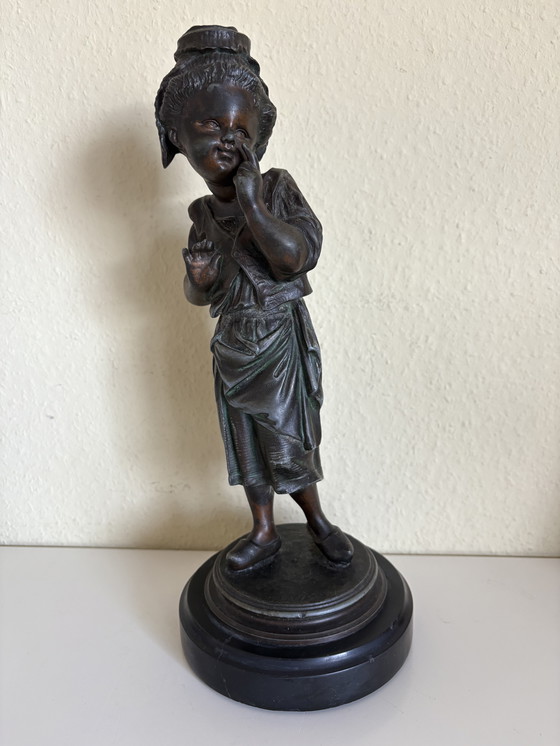 Image 1 of « Le secret » statue antique d'Auguste Moreau