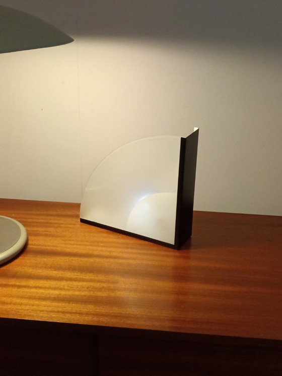 Image 1 of 2 applique triangolari minimaliste, 1980