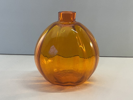 Vase Juliana de Chris Lanooy, réalisé en 1927 pour la verrerie de Leerdam.