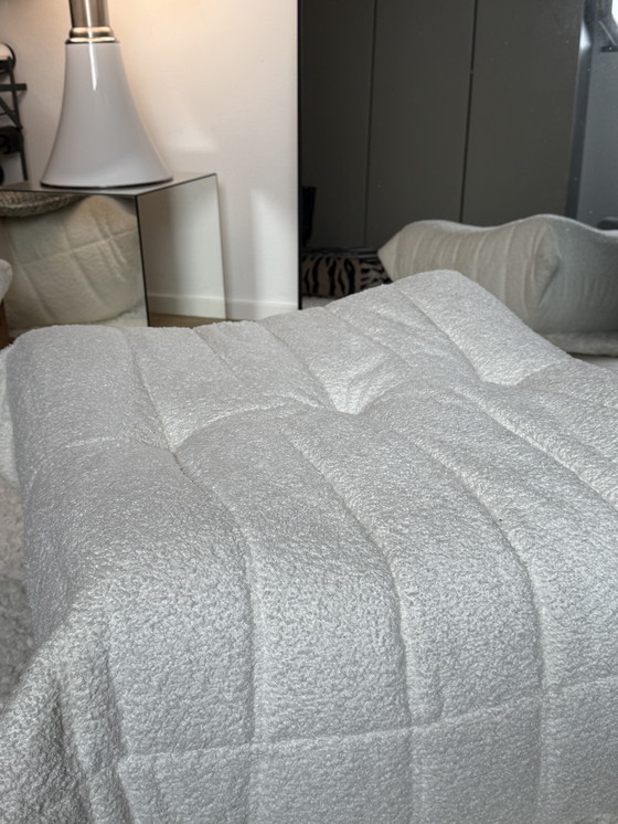 Image 1 of Ligne Roset Togo Pouf/Poef (Pedestal) | Bouclé Cowo (White)