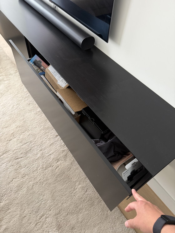 Image 1 of Armadio a muro Piure Nex - laccato nero opaco