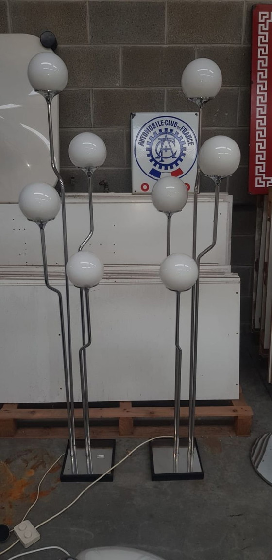 Image 1 of Ensemble de deux lampadaires italiens Goffredo Reggiani à orbe chromé des années 1960