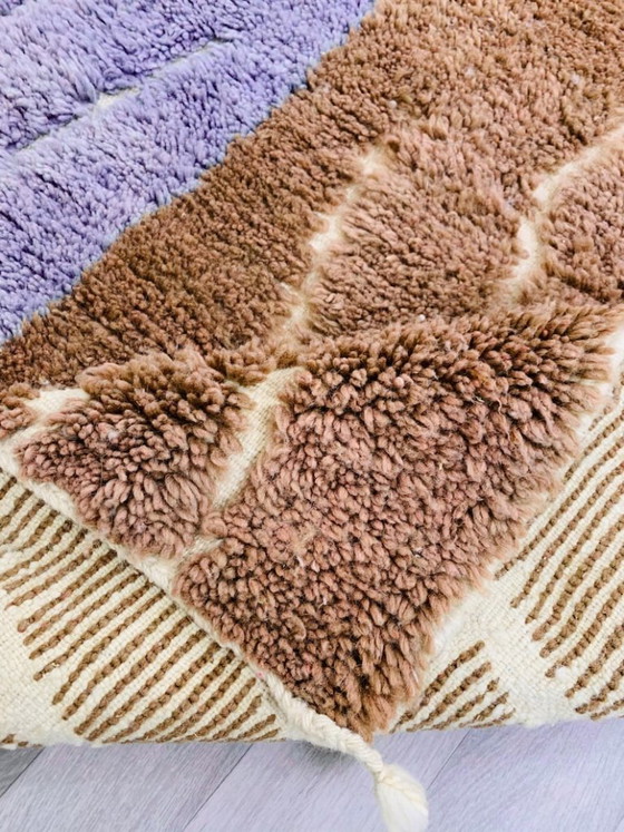 Image 1 of Handcrafted Berber rug 250cm x 150cm