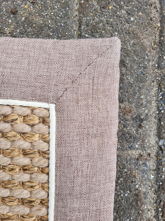 Image 1 of Tappeto Cunera 2,80 x 3,30 cm, in cocco, sisal ed erba marina.