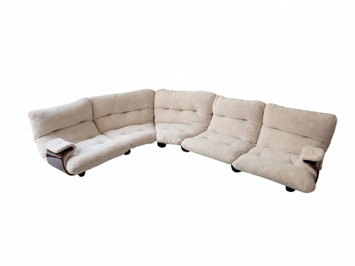 Salón ángulo Ligne Roset marsala