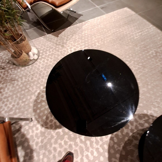 Image 1 of MDF Italia Flow bijzettafel