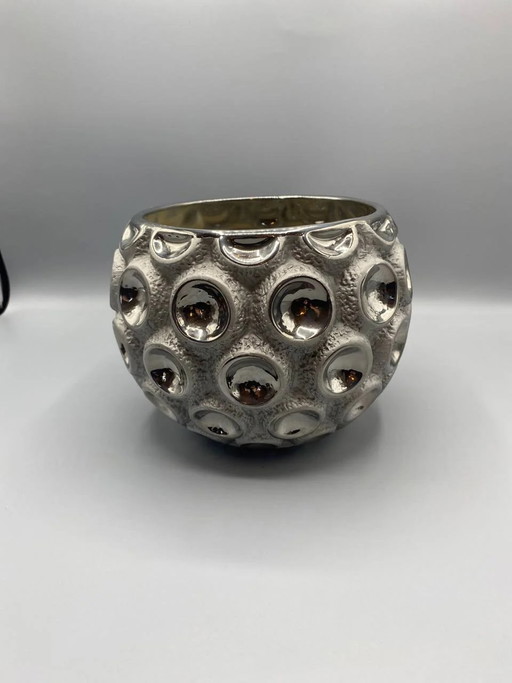 Silver Ceramic Cachepot with Raised Concave Dot Pattern, Contemporary Design – decoratieve objecten, Hedendaags