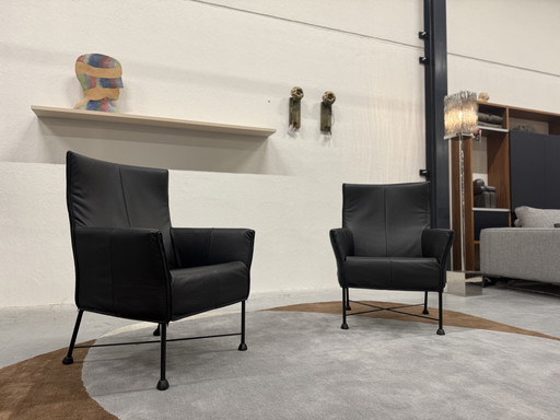 2 Poltrona Montis Charly in pelle nera