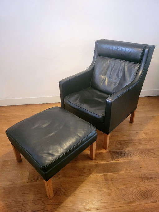 Vintage wingback chair 2431 by Børge Mogensen for Fredericia