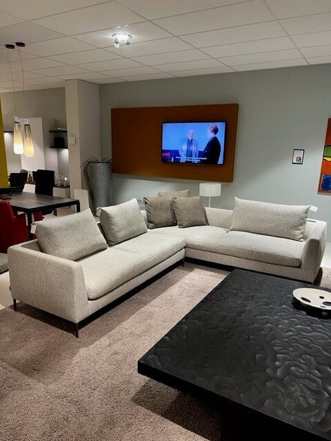 Sofá esquinero Montis Daley