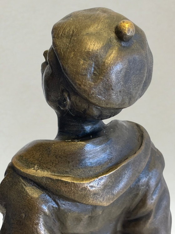 Image 1 of Scultura in bronzo – Piccolo mozzo che fischietta – Firmata V. Szczeblewski – 21 cm