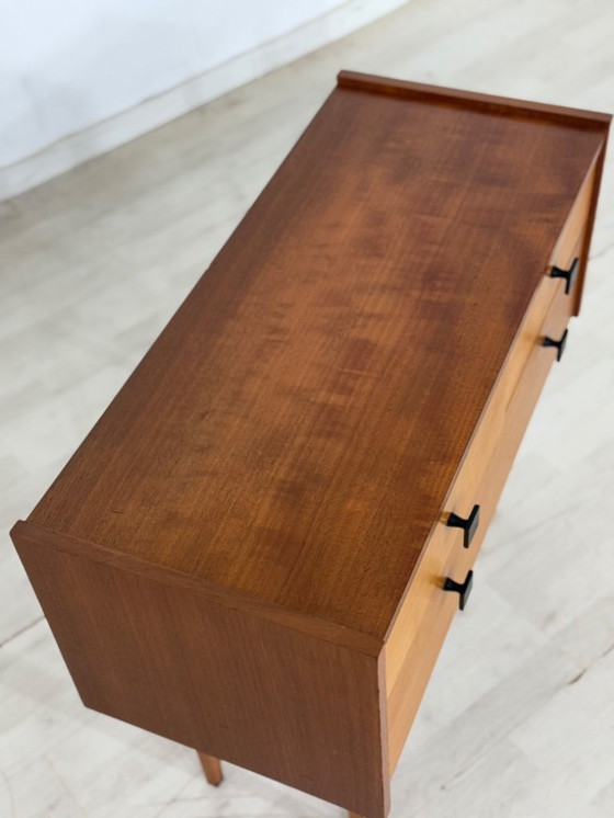 Image 1 of Cassettiera di metà secolo Armadio da corridoio Armadio vintage