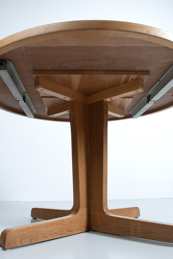 Image 1 of Deense eiken uittrektafel