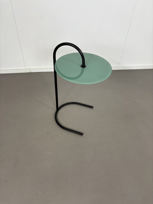 Rare IKEA Ry side table, black frame, net, green glass top, Tord Björklund, 1980s – bijzettafels, Metal (photo 2 of 5)