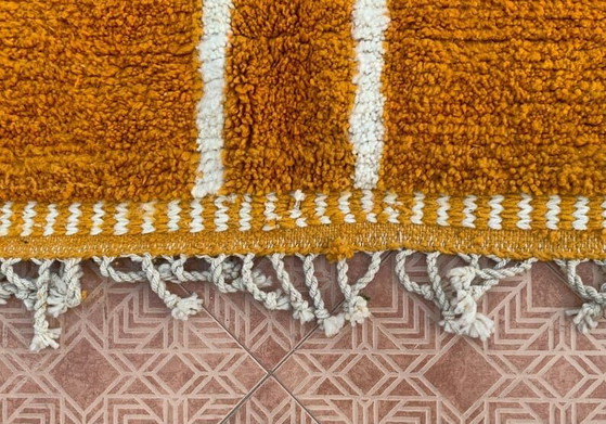 Handgemaakt traditioneel Beni Ouraine-tapijt – Alberto Bazzani, Vloerkleden en tapijten, Wool (photo 8 of 8)