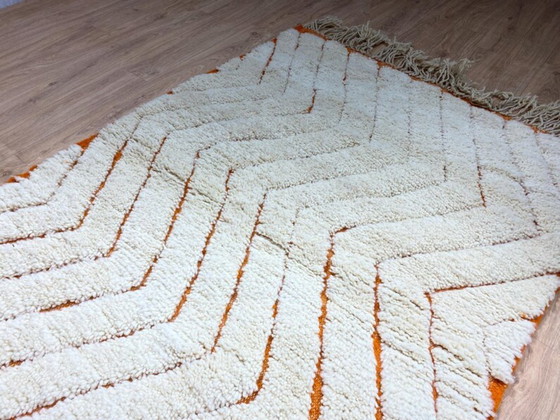 Image 1 of Tapis bérbere décoré 100cm×200cm