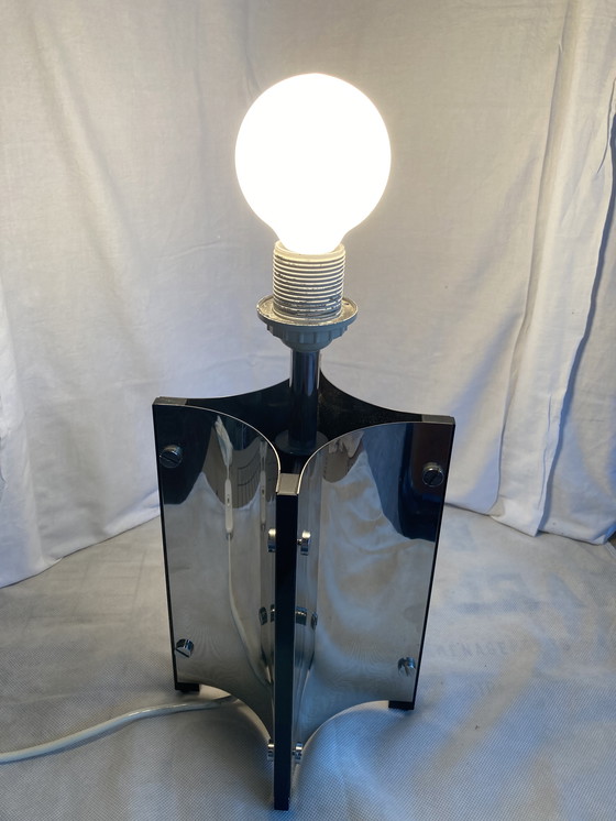 Image 1 of GAETANO SCIOLARI Lampada da tavolo anni '70 in metallo cromato