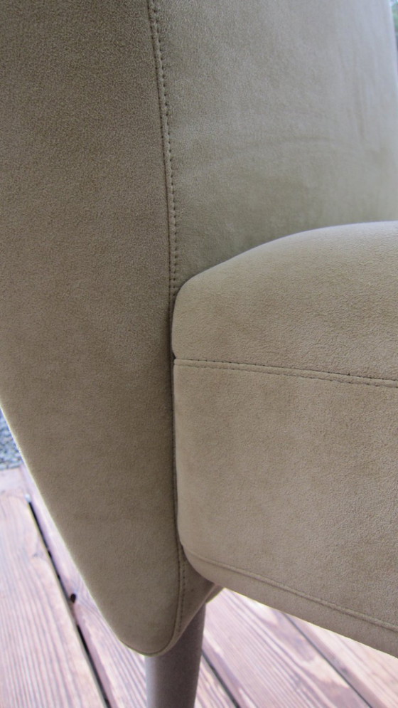 Image 1 of Conjunto de asientos de diseño "Rolf Benz", compuesto por 2 sillas y una mesa. ¡En perfecto estado!