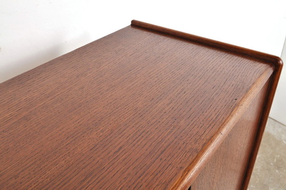 Image 1 of Vintage eiken design kast met laden, jaren 30