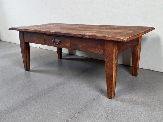 Image 1 of Classic solid wood coffee table - character and craftsmanship