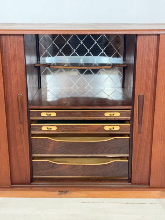 Image 1 of Buffet haut de design danois / Buffet en teck / Meuble bar / Meuble de salon / Meuble vintage