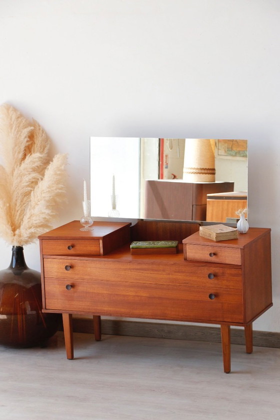 Image 1 of Vintage teakhouten kaptafel Avalon - Scandinavisch design uit het midden van de 20e eeuw