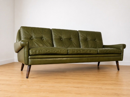 Vintage Danish Svend Skipper 3 Person Sofa In Olive Green Leather 1960s – 3 5 zitsbanken