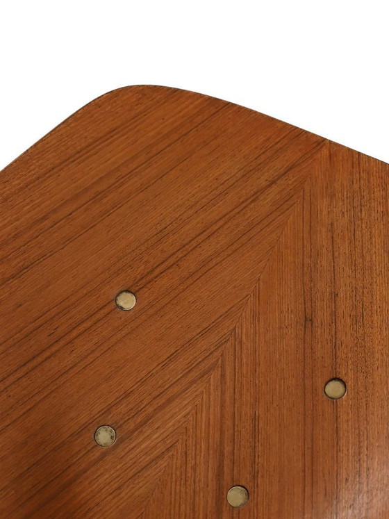 Image 1 of Set van 6 “Medea” stoelen van Vittorio Nobili in mahoniehout.