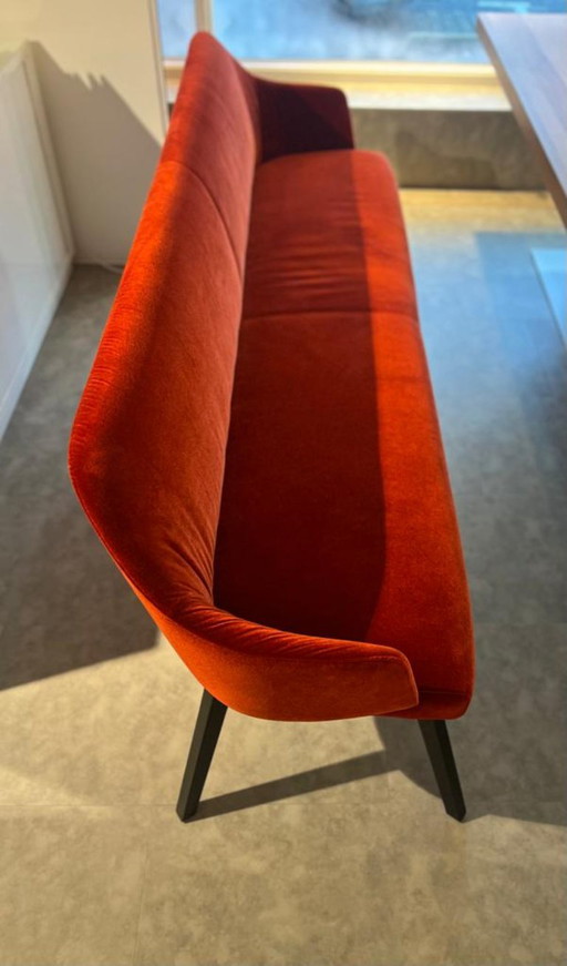 Diseño IP - Eetbank Flow Dining – bankjes, Metal, Velvet (photo 2 of 8)