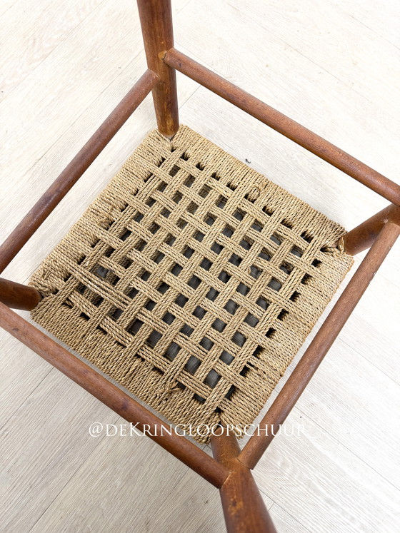 Image 1 of Sgabello vintage scandinavo in corda di carta