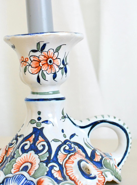 Portacandele vintage in maiolica di Rouen, candeliere floreale francese dipinto a mano – Ceramic, Rustic (photo 3 of 5)