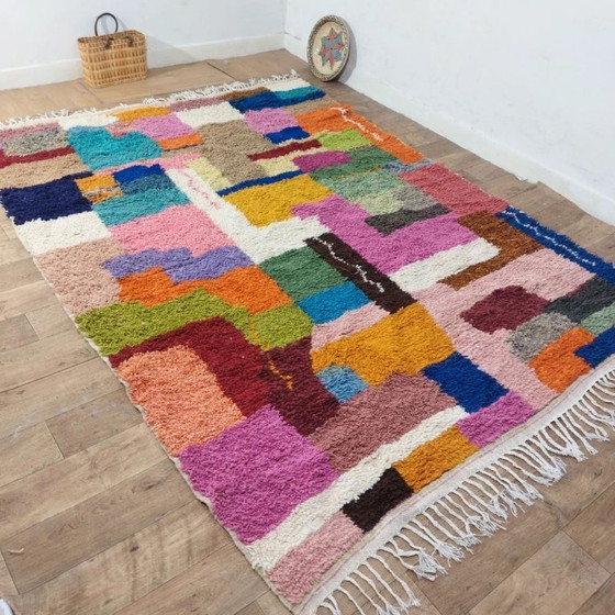 Image 1 of Mehrfarbiger Patchwork-Azilal-Teppich – einzigartige Berber-Kreation (295×215 cm)