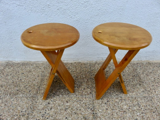 Een paar opklapbare krukjes van Roger Tallon, Sentou-editie, Frankrijk, 1980. – Wood (photo 5 of 14)