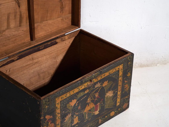 Baule antico laccato nero in legno di pino – Cina, circa 1900 – Armadi contenitori, Iron (photo 28 of 40)
