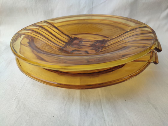 Image 1 of 2 x Walther & Sohne Art Deco fruit bowl, Amber color, Orient model, pressed glass