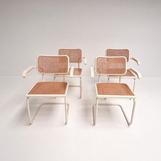 Image 1 of Ensemble de 4 chaises en sangle dans le style de Marcel Breuer, années 1980
