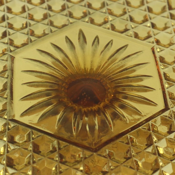 Image 1 of Art Deco Amber Taartplateau
