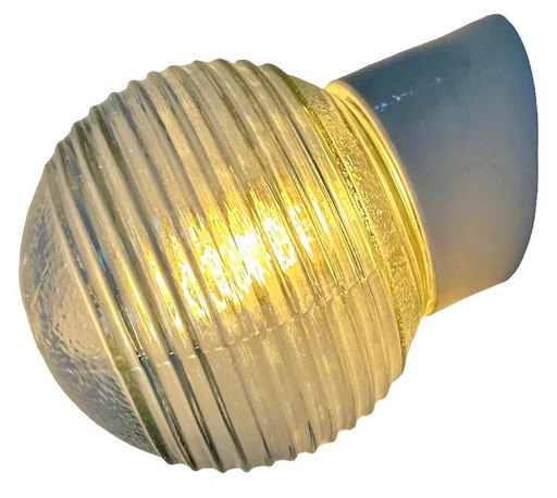 Vintage witte porseleinen wandlamp, jaren 70