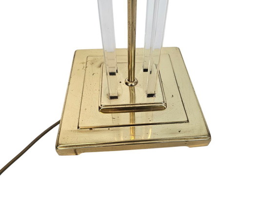 Image 1 of Lámpara de pie de lucita de latón y plexiglás
