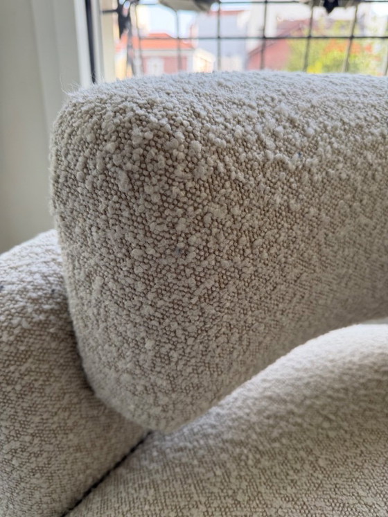 Image 1 of ROYAL STRANGER - Fauteuil Embrace Tissu Bouclette