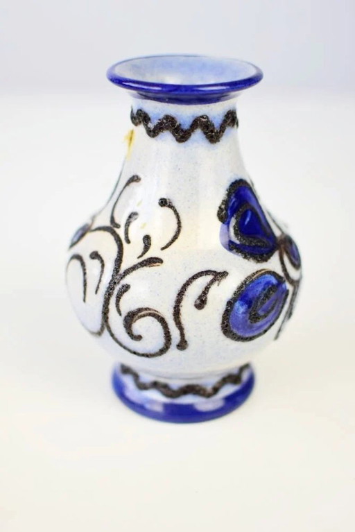 Bay West Germany vase