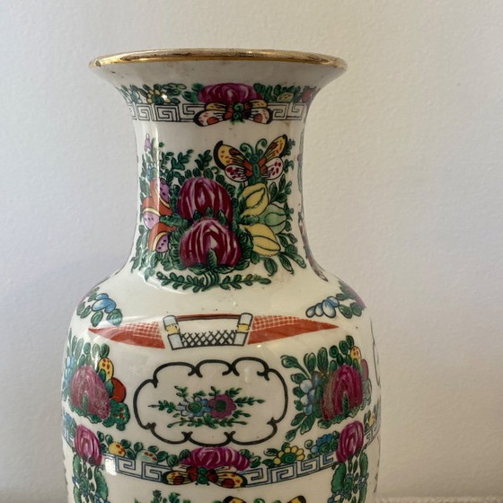 Chinese vase H.32 – Porcelain (photo 4 of 6)