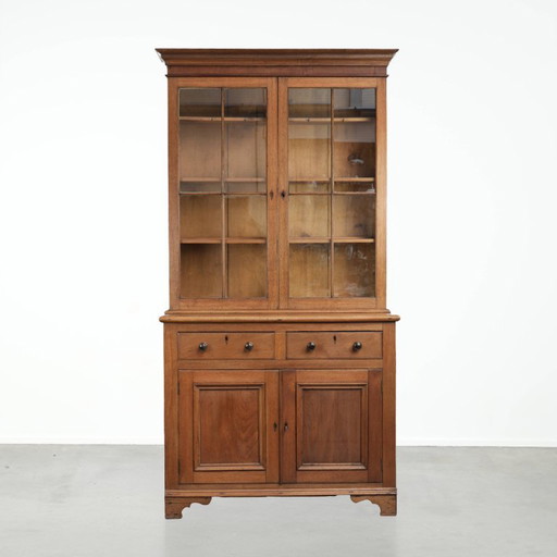 Antikes englisches Eichenbuffet/Bücherregal aus dem 19. Jahrhundert mit originalem Glas und warmen Holztönen, inklusive