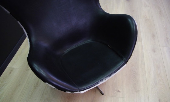 Image 1 of Chaise Egg, Design danois, Designer : Arne Jacobsen, Fabricant : Fritz Hansen