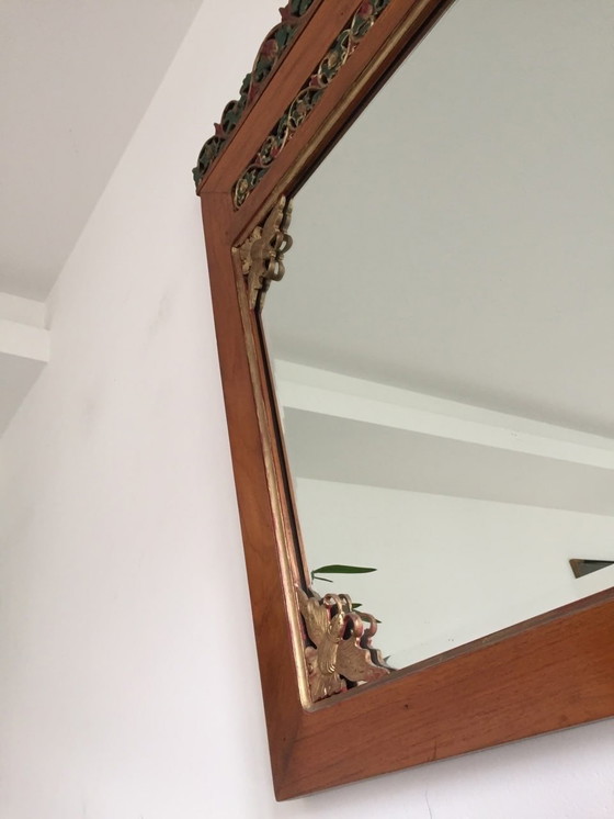 Image 1 of Miroir italien antique en bois sculpté à la main