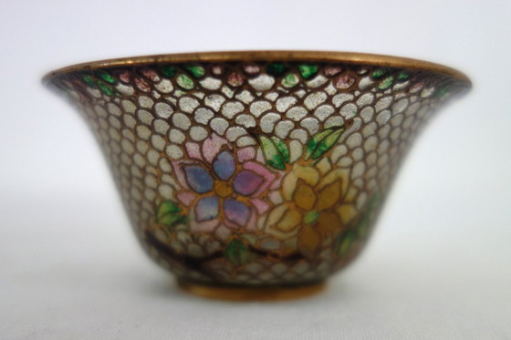 Image 1 of Pair of vintage plique-à-jour cloisonné enamel bowls, China