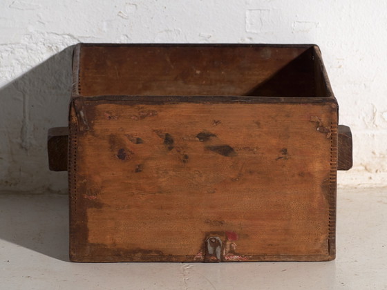 Antica misura per grano Dou in legno di olmo, Cina, circa 1900, Oggetti decorativi, Ferro, Rustic (foto 5 di 10)