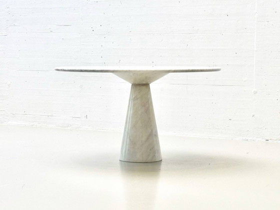 Image 1 of Tavolo rotondo in marmo di Carrara di Carlo Scarpa per Cattelan Italia, anni '70